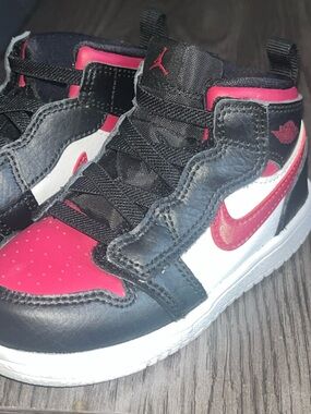 Nike Air Jordan 1 Toddler Sneakers 
Size 8C | Red Black Velcro Easy On Shoes